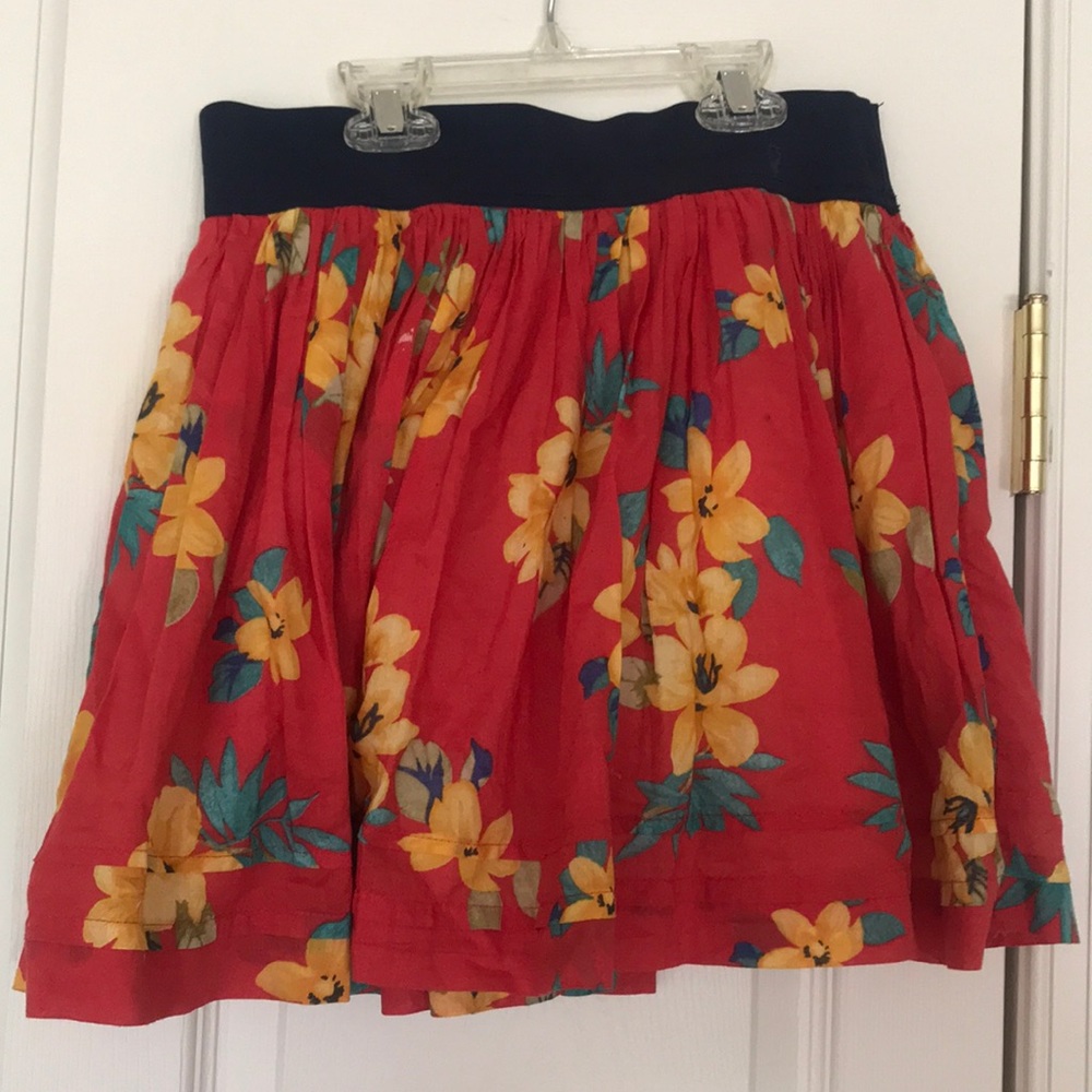 Mini floral skirt